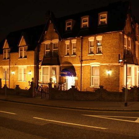 Kirkdale Hotel Croydon Extérieur photo